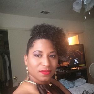 Meet your Posher, Candice